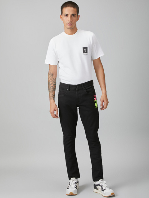 Bhaane Men Black Solid Mid-Rise Clean Look Printed Jeans
Bhaane Men Black Solid Mid-Rise Clean Look Printed Jeans