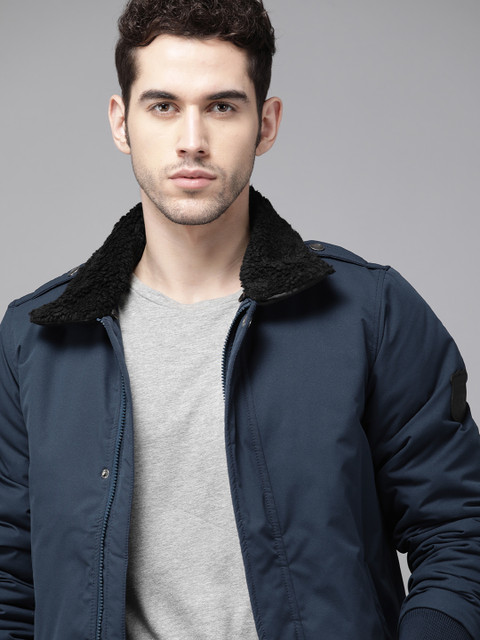 Roadster Men Navy Blue Solid Padded Jacket
Roadster Men Navy Blue Solid Padded Jacket