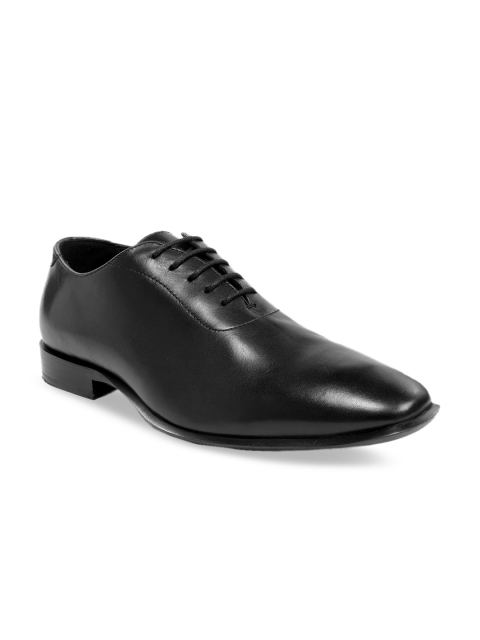 one8 Select BY VIRAT KOHLI Men Black Solid Leather Handcrafted Sole Classy Italian Concept Formal Oxfords
one8 Select BY VIRAT KOHLI Men Black Solid Leather Handcrafted Sole Classy Italian Concept Formal Oxfords