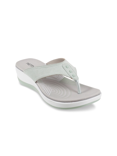 Metro Women Green Solid Comfort Heels