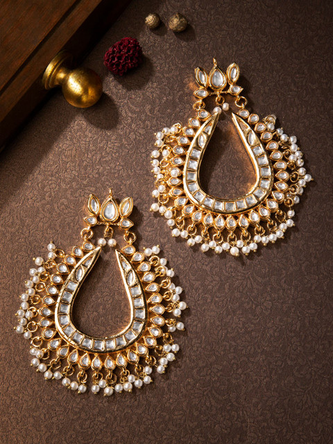 Rubans Gold-Plated Handcrafted Stone Embellished With Kundan And Pearls Chandbali Earrings
Rubans Gold-Plated Handcrafted Stone Embellished With Kundan And Pearls Chandbali Earrings