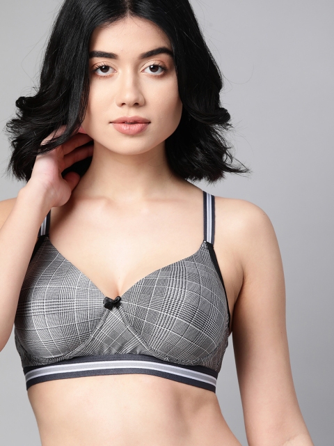 Roadster Black & White Graphic T-shirt Bra Medium Coverage Lightly Padded RDW-TSH-LPNW
Roadster Black & White Graphic T-shirt Bra Medium Coverage Lightly Padded RDW-TSH-LPNW