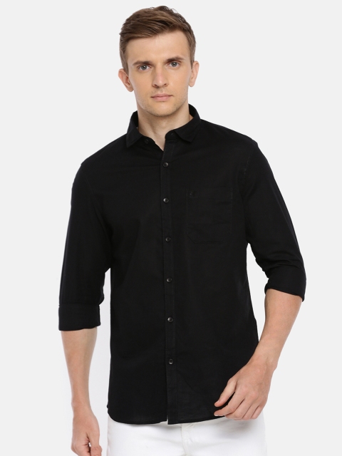 Chennis Men Black Slim Fit Solid Casual Shirt