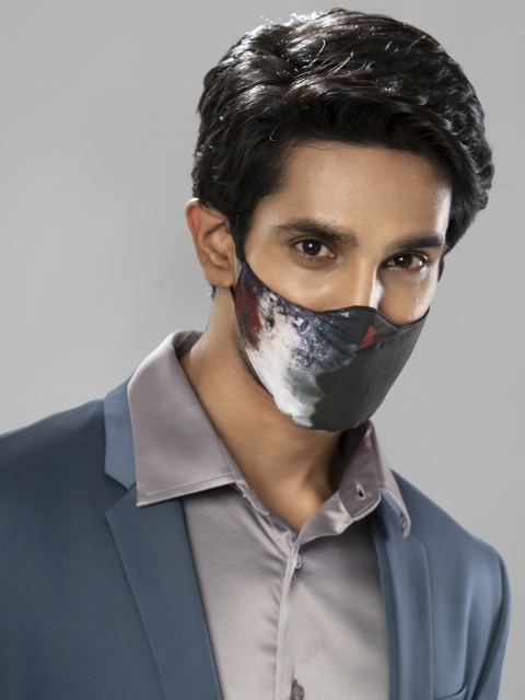 Behind the Mask - Manish Malhotra Unisex Black Bollywood Inspired 5-Ply Outdoor Masks
Behind the Mask - Manish Malhotra Unisex Black Bollywood Inspired 5-Ply Outdoor Masks