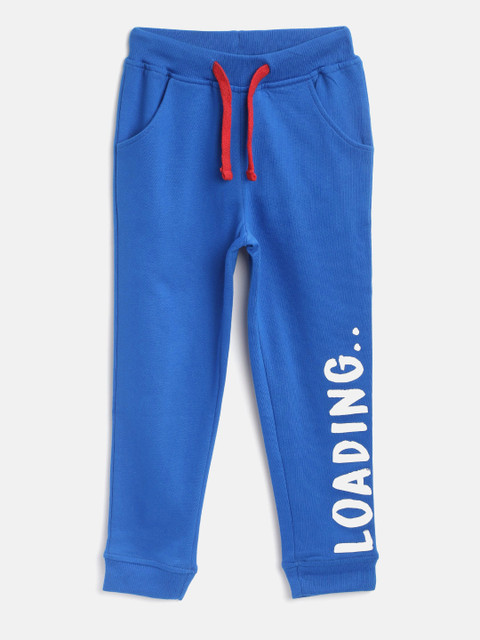 YK Boys Blue Solid Joggers With Typography Print Detail
YK Boys Blue Solid Joggers With Typography Print Detail