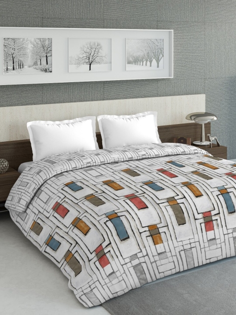 DDecor White & Red Geometric Mild Winter 150 GSM Double Bed Comforter
