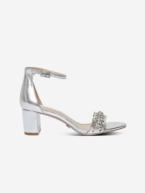 DOROTHY PERKINS Women Silver-Toned Embellished Block Heels with Laser Cuts
DOROTHY PERKINS Women Silver-Toned Embellished Block Heels with Laser Cuts