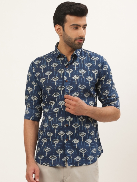 Tistabene Men Navy Blue & Off-White Comfort Slim Fit Printed Casual Shirt