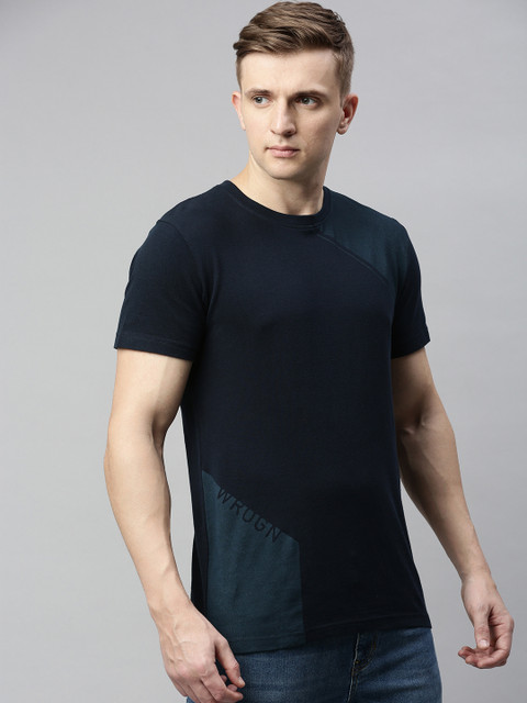 WROGN Men Navy Blue Slim Fit Solid Round Neck T-shirt
WROGN Men Navy Blue Slim Fit Solid Round Neck T-shirt
