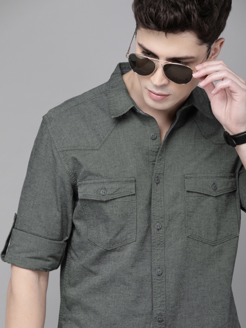 Roadster Men Antiviral & Antibacterial protection Grey Regular Fit Solid Casual Shirt
Roadster Men Antiviral & Antibacterial protection Grey Regular Fit Solid Casual Shirt