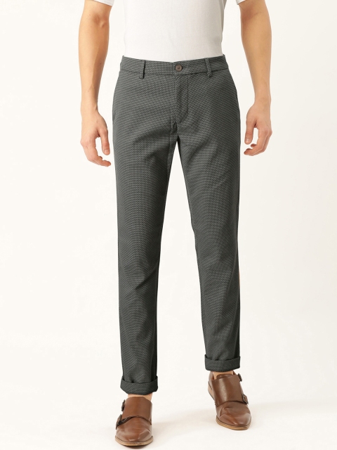 United Colors of Benetton Charcoal Grey & Off-White Slim Fit Self Design Regular Trousers
United Colors of Benetton Charcoal Grey & Off-White Slim Fit Self Design Regular Trousers