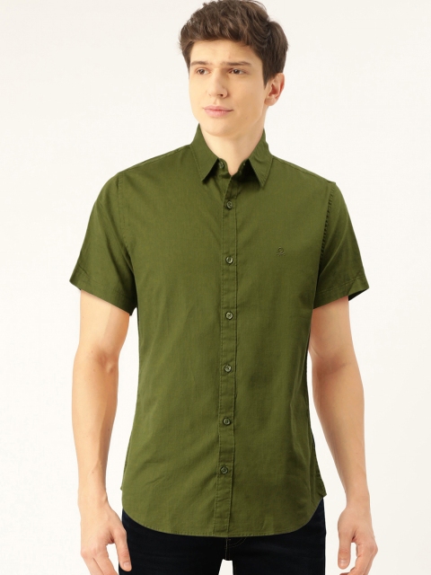 United Colors of Benetton Men Olive Green Skinny Fit Solid Casual Shirt