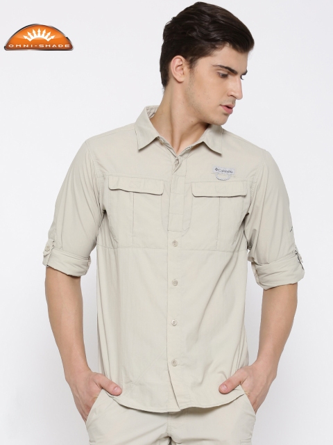 Columbia Men Beige Solid Cascades Explorer Outdoor Shirt