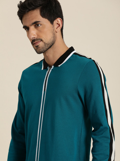 Moda Rapido Men Teal Blue White Striped Polo Collar Pure Cotton T-shirt with Side Stripes
Moda Rapido Men Teal Blue White Striped Polo Collar Pure Cotton T-shirt with Side Stripes