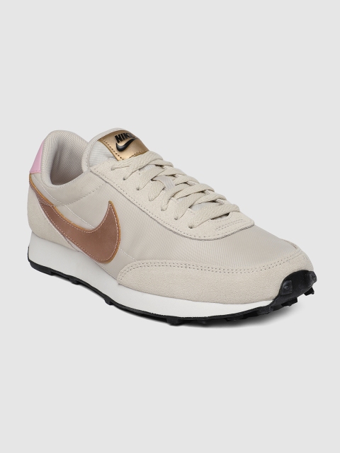 Nike Women Beige Solid DBREAK RTL Sneakers