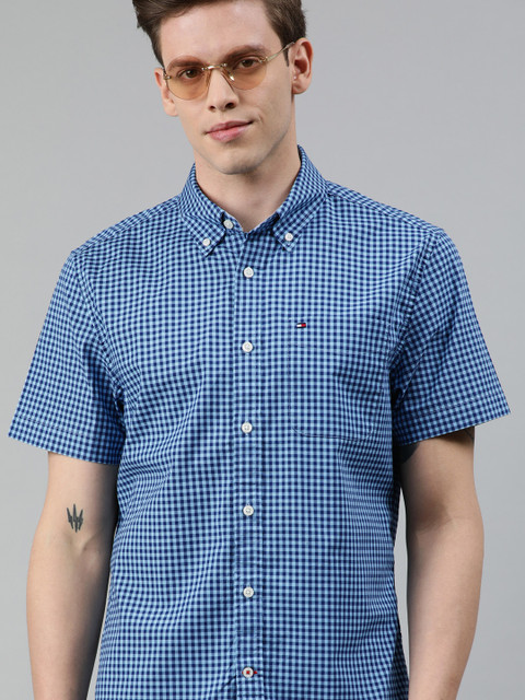 Tommy Hilfiger Men Blue Slim Fit Checked Casual Shirt
Tommy Hilfiger Men Blue Slim Fit Checked Casual Shirt