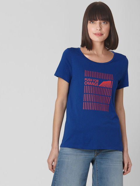Vero Moda Women Blue & Red Typography Printed Round Neck T-shirt 
Vero Moda Women Blue & Red Typography Printed Round Neck T-shirt