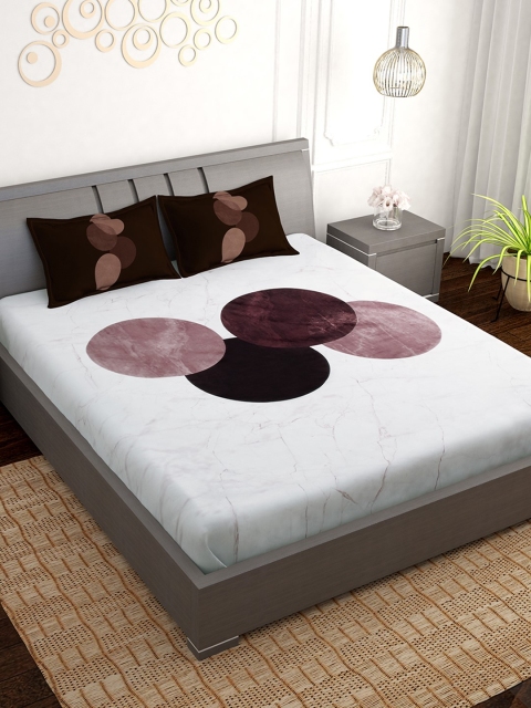PAVO White & Purple Geometric 300 TC Cotton 1 King Bedsheet with 2 Pillow Covers
PAVO White & Purple Geometric 300 TC Cotton 1 King Bedsheet with 2 Pillow Covers
