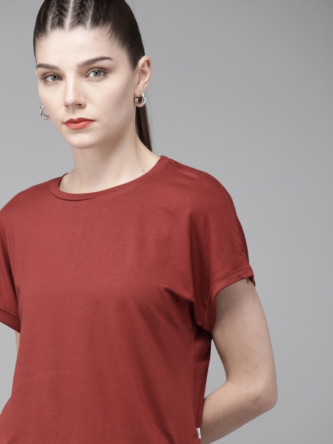 The Roadster Lifestyle Co Women Rust Red Solid Anti-Bacterial Finish Round Neck T-shirt
The Roadster Lifestyle Co Women Rust Red Solid Anti-Bacterial Finish Round Neck T-shirt
