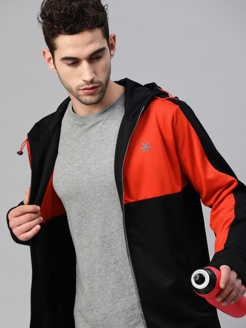 WROGN ACTIVE Men Black & Red Colourblocked Hooded Sweatshirt
WROGN ACTIVE Men Black & Red Colourblocked Hooded Sweatshirt