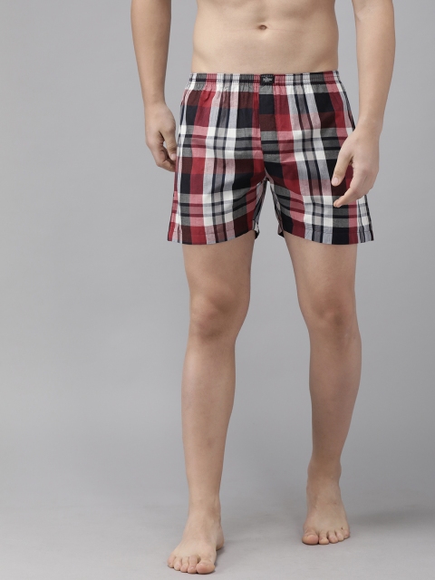 The Roadster Lifestyle Co Men Pack Of 2 Checked Pure Cotton Boxers RDST-BOX-2PP-003A, White
The Roadster Lifestyle Co Men Pack Of 2 Checked Pure Cotton Boxers RDST-BOX-2PP-003A, White