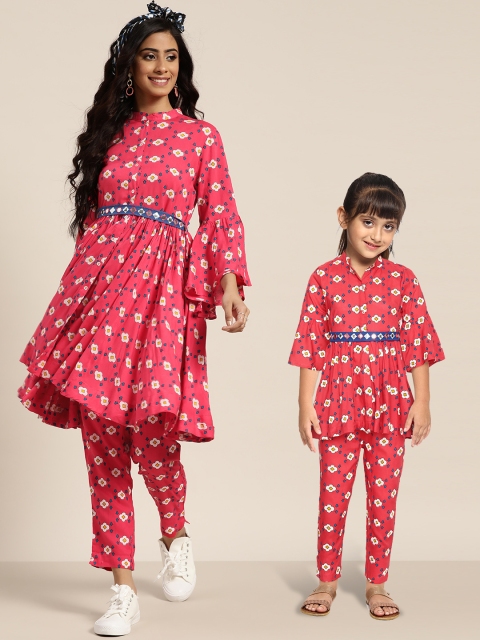 Sangria Girls Coral Red & White Pure Cotton Ethnic Motifs Print Kurta with Trouser & Belt
Sangria Girls Coral Red & White Pure Cotton Ethnic Motifs Print Kurta with Trouser & Belt