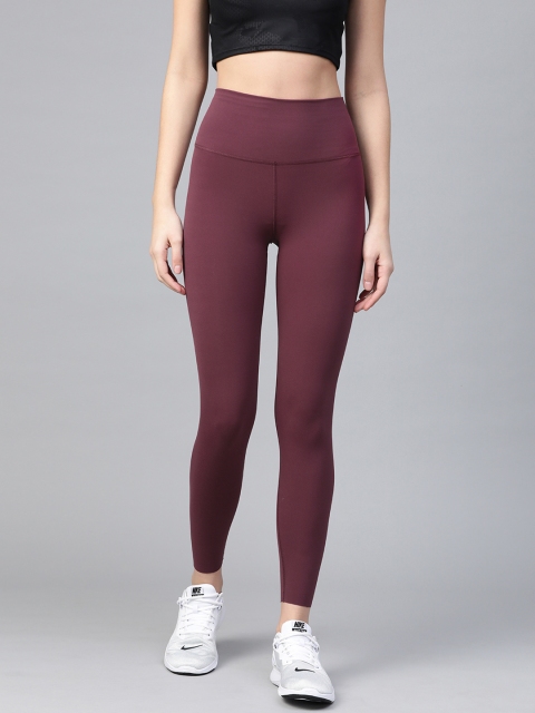 Nike Women Burgundy Solid Luxe 7/8th Yoga Tights