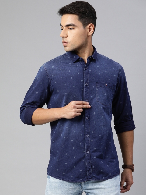 Louis Philippe Jeans Men Navy Blue Floral Print Pure Cotton Denim Slim Fit Casual Shirt
Louis Philippe Jeans Men Navy Blue Floral Print Pure Cotton Denim Slim Fit Casual Shirt