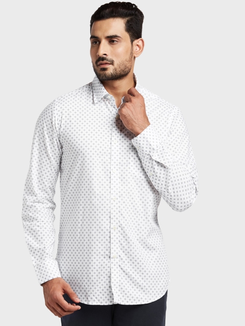 ColorPlus Men White & Grey Regular Fit Printed Casual Shirt