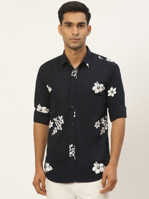 RED & BLUE Men Navy Blue & White Pure Cotton Knitted Slim Fit Floral Printed Casual Shirt
RED & BLUE Men Navy Blue & White Pure Cotton Knitted Slim Fit Floral Printed Casual Shirt