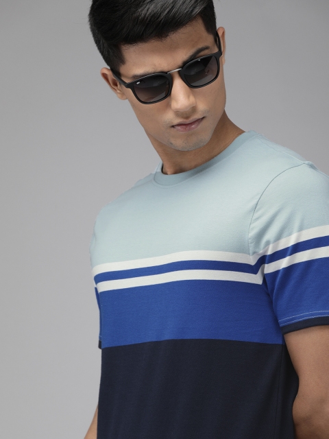 Roadster Men Blue Colourblocked Round Neck T-shirt