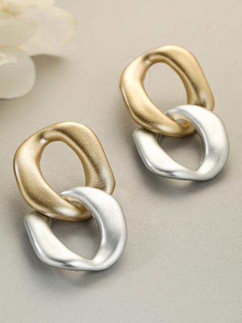 TOKYO TALKIES X rubans FASHION ACCESSORIES Gold-Toned & Silver-Toned Contemporary Studs
TOKYO TALKIES X rubans FASHION ACCESSORIES Gold-Toned & Silver-Toned Contemporary Studs