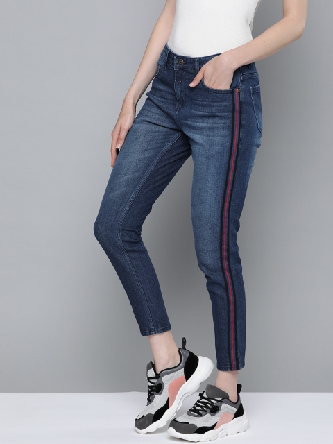 Harvard Women Navy Boyfriend Fit Mid-Rise Clean Look Side Stripe Cropped Stretchable Jeans, Navy blue
Harvard Women Navy Boyfriend Fit Mid-Rise Clean Look Side Stripe Cropped Stretchable Jeans, Navy blue
