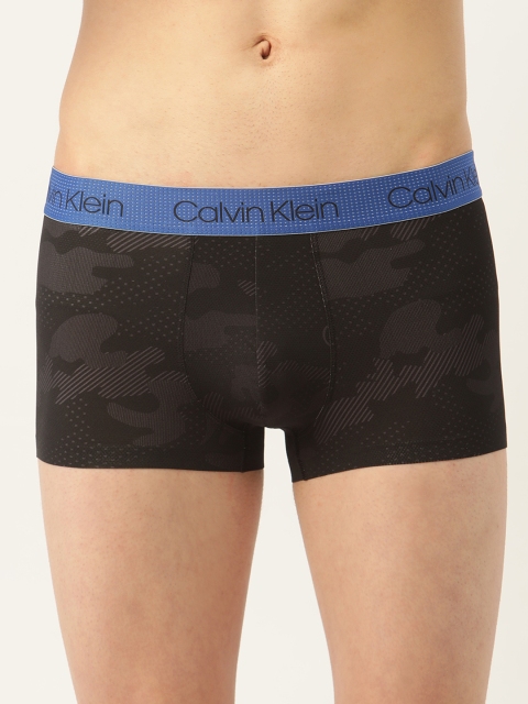 Calvin Klein Underwear Men Black Camouflage Print Air FX Tech Micro Trunks NB2805KDU
Calvin Klein Underwear Men Black Camouflage Print Air FX Tech Micro Trunks NB2805KDU
