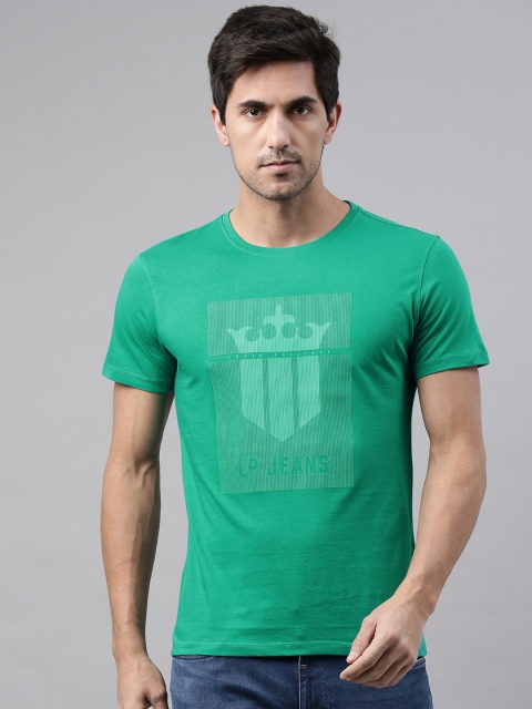 Louis Philippe Jeans Men Green Pure Cotton Brand Logo Print Round Neck Pure Cotton T-shirt
Louis Philippe Jeans Men Green Pure Cotton Brand Logo Print Round Neck Pure Cotton T-shirt