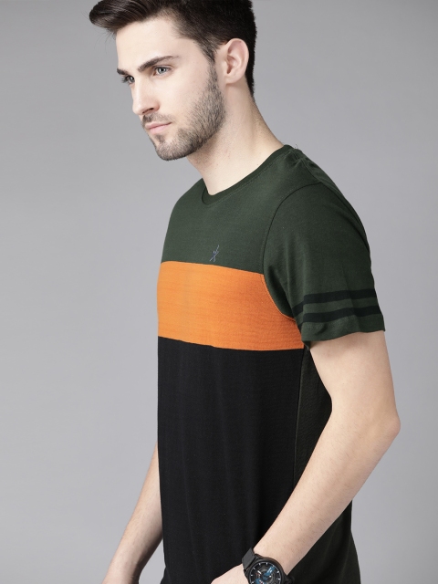 The Roadster Lifestyle Co Men Olive Green & Black Pure Cotton Colourblocked T-shirt
The Roadster Lifestyle Co Men Olive Green & Black Pure Cotton Colourblocked T-shirt