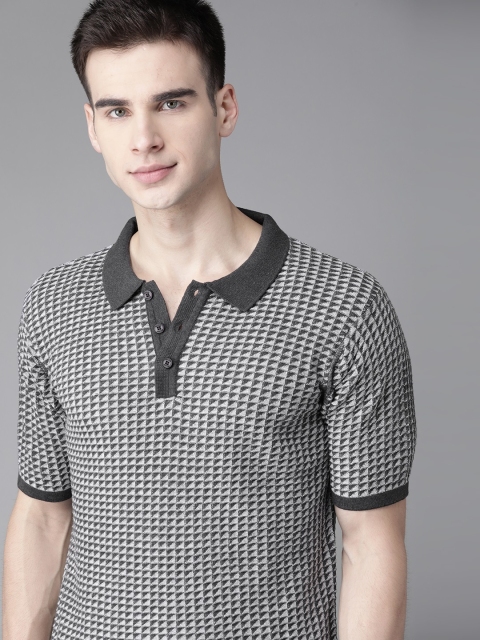 The Roadster Lifestyle Co Men Charcoal Grey & Off White Pure Cotton Self Design Polo Collar T-shirt
The Roadster Lifestyle Co Men Charcoal Grey & Off White Pure Cotton Self Design Polo Collar T-shirt