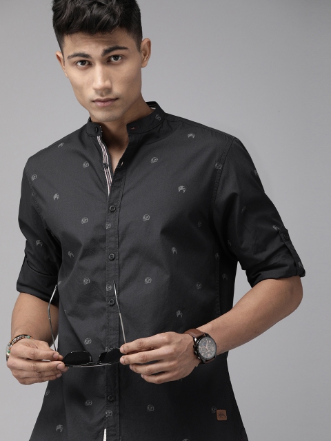 The Roadster Lifestyle Co Men Navy Blue ROMAIN AOP Regular Fit Printed Pure Cotton Casual Shirt
The Roadster Lifestyle Co Men Navy Blue ROMAIN AOP Regular Fit Printed Pure Cotton Casual Shirt