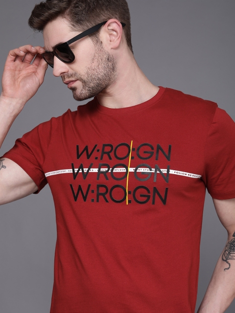 WROGN Men Rust Brown Black Brand Logo Print Pure Cotton Slim Fit Round Neck Pure Cotton T-shirt
WROGN Men Rust Brown Black Brand Logo Print Pure Cotton Slim Fit Round Neck Pure Cotton T-shirt