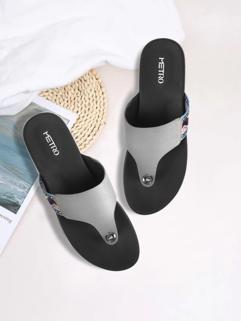 Metro Women Grey Solid Heels