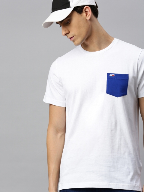 Tommy Hilfiger Men White Solid Contrast Pocket Round Neck Organic Cotton T-shirt
Tommy Hilfiger Men White Solid Contrast Pocket Round Neck Organic Cotton T-shirt