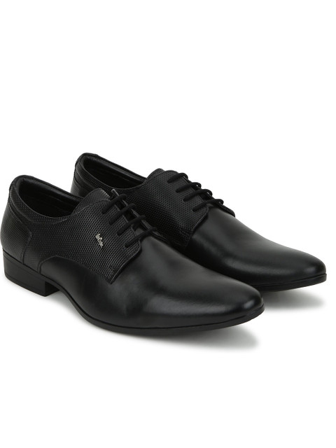 Lee Cooper Men Black Textured Leather Formal Derbys
Lee Cooper Men Black Textured Leather Formal Derbys