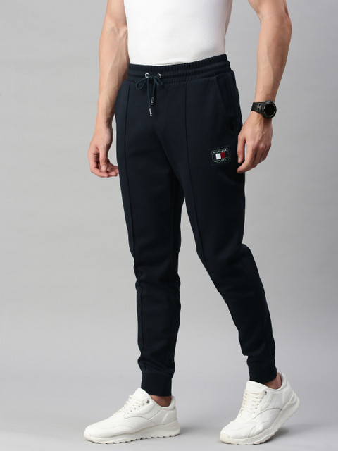Tommy Hilfiger Men Black Solid Straight fit ICON ESSENTIALS SWEATPANTS Joggers
Tommy Hilfiger Men Black Solid Straight fit ICON ESSENTIALS SWEATPANTS Joggers
