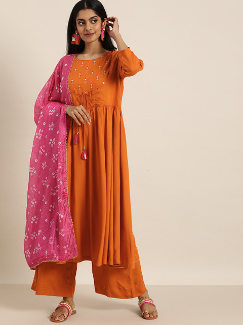 Sangria Women Orange Floral Embroidered Thread Work Kurta with Palazzos & With Dupatta
Sangria Women Orange Floral Embroidered Thread Work Kurta with Palazzos & With Dupatta