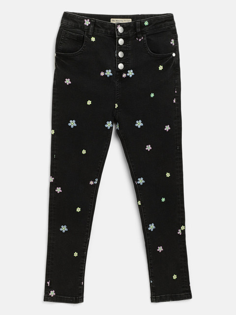 Marks & Spencer Girls Black Skinny Fit High-Rise Embroidered Clean Look Stretchable Jeans
Marks & Spencer Girls Black Skinny Fit High-Rise Embroidered Clean Look Stretchable Jeans