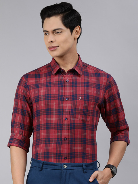 Indian Terrain Men Red & Navy Blue Slim Fit Tartan Checks Pure Cotton Smart Casual Shirt
Indian Terrain Men Red & Navy Blue Slim Fit Tartan Checks Pure Cotton Smart Casual Shirt