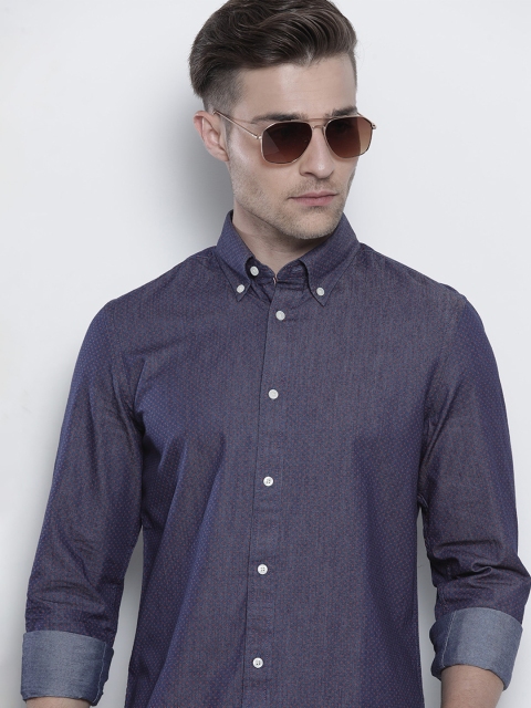 Tommy Hilfiger Men Blue & Red Polka Dots Printed Pure Cotton Slim Fit Casual Shirt
Tommy Hilfiger Men Blue & Red Polka Dots Printed Pure Cotton Slim Fit Casual Shirt