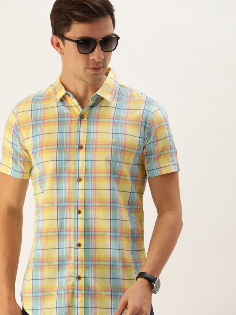 United Colors of Benetton Men Yellow Slim Fit Checked Casual Shirt