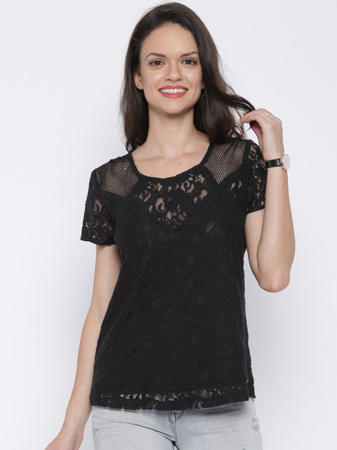 ONLY Black Lace Top 
ONLY Black Lace Top