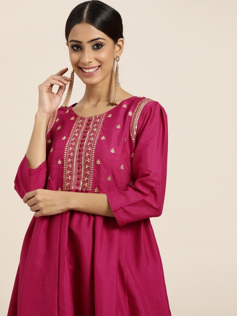 Sangria Women Magenta & Golden Ethnic Yoke Design Thread Work Kurta with Dhoti Pants
Sangria Women Magenta & Golden Ethnic Yoke Design Thread Work Kurta with Dhoti Pants